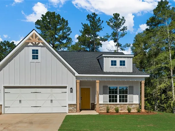 1966 Grant Ave, Opelika, AL 36804