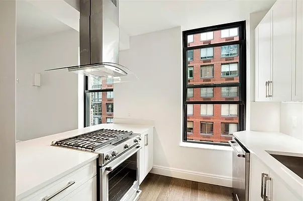 Rented by Compass | media 12