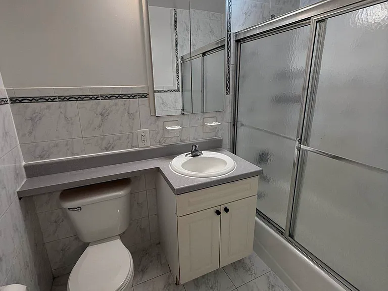 238 E 77th St #2A — Photo 2