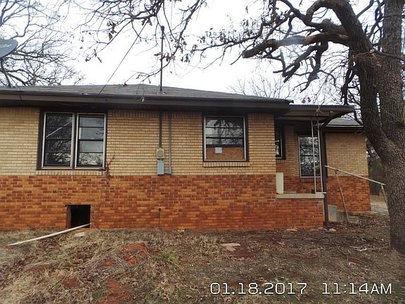 5th image of 33 Lakewood Dr