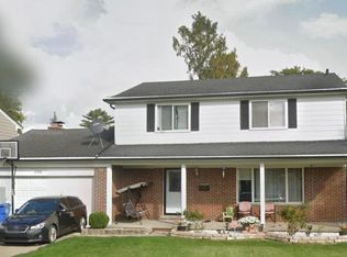 29306 Merrick Ave, Warren, MI 48092