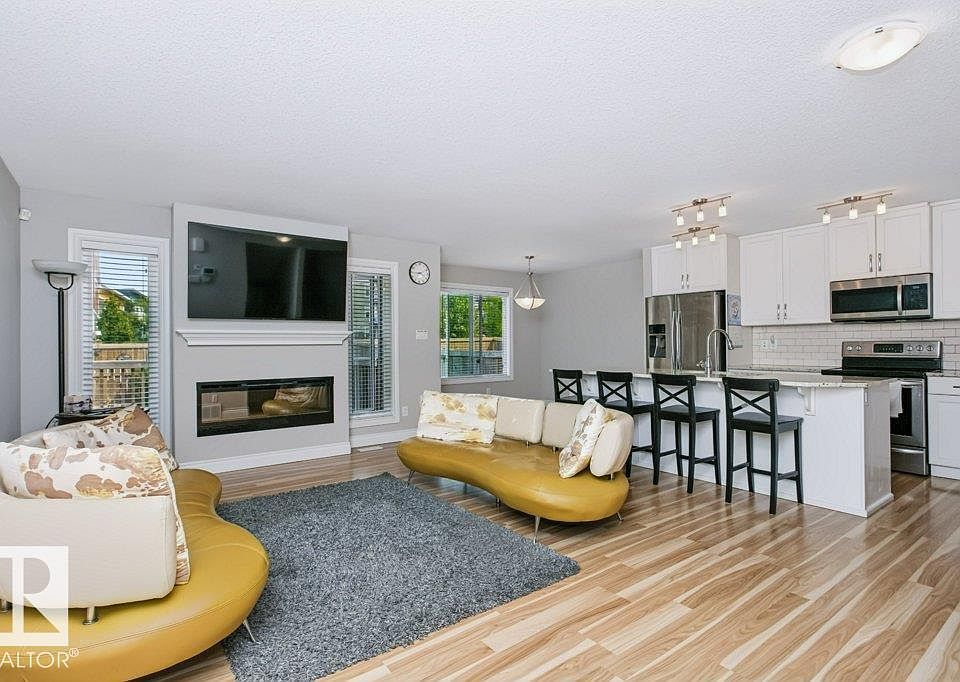 1st image of 3496 Weidle Way SW