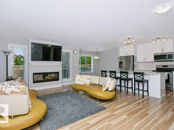 3496 Weidle Way SW, Edmonton, AB T6X 1Z4