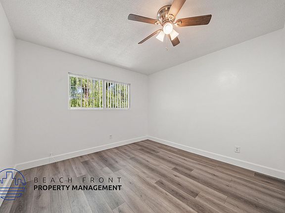 4th image of 940-942 S Flower St #4003