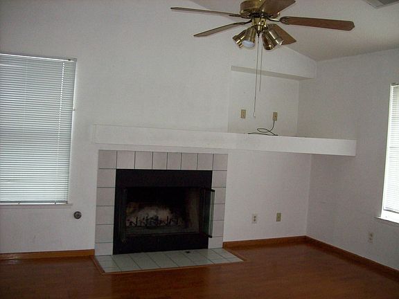2nd image of 1211 N Virginia Ave