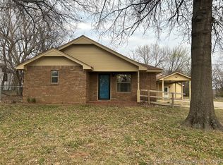 710 Cavalry St, Fort Gibson, OK 74434