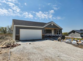 185 Sugar Creek Dr, Troy, MO 63379