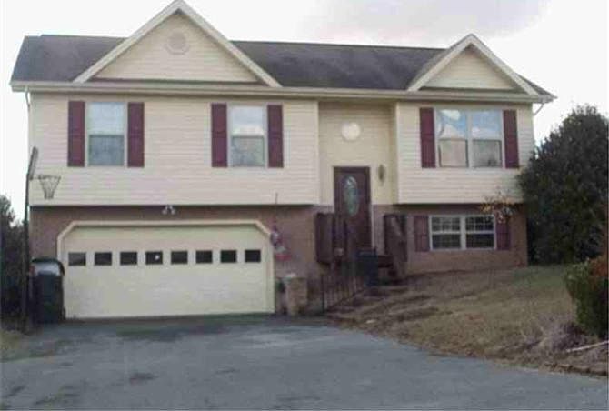 1st image of 167 Thelma Hannabas Ln