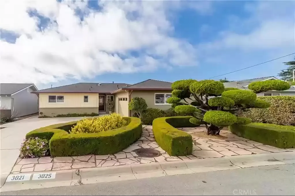 3 bed, 1500 sqft, $5,850 — Photo 3