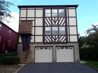 201 Astoria Pl, Union, NJ 07083