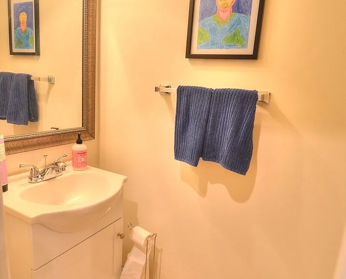 114 Beechwood Dr — Photo 6