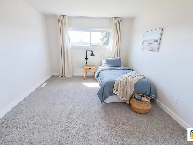 4519 101a Ave NW — Photo 41