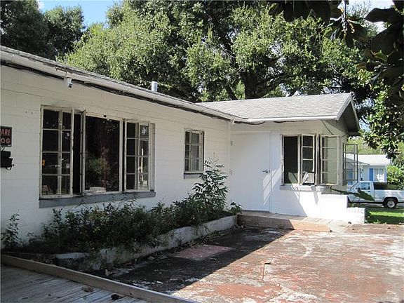 3rd image of 1012 Lake Highland Dr