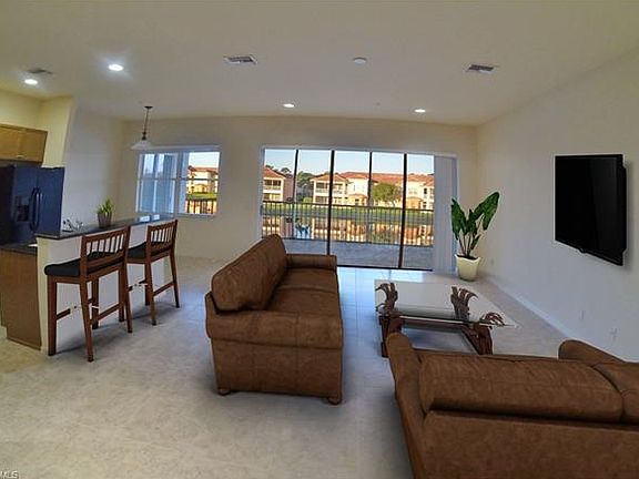 2nd image of 21536 Taft Ct Unit 201