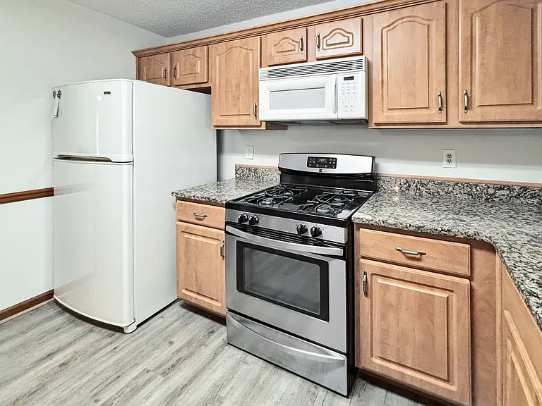 7040 Sand Wedge Cir NW — Photo 11