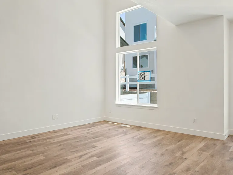 4809 S Olive Ave — Photo 4