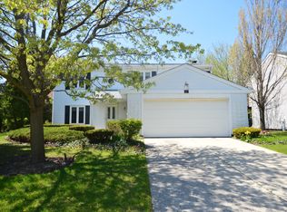 602 Armstrong Ct N, Buffalo Grove, IL