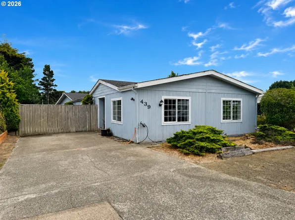 1600 Rhododendron Dr Space 439, Florence, OR 97439