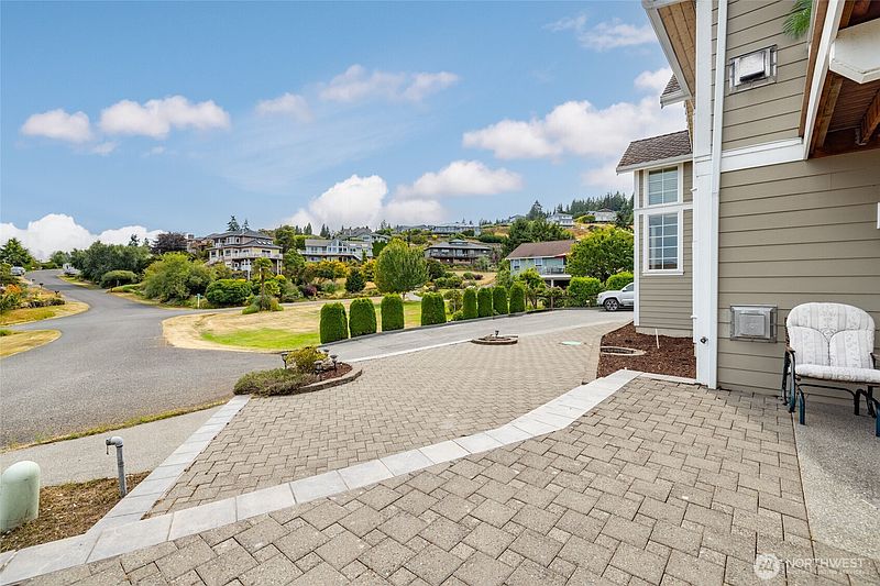 4th image of 6226 Hinman Drive