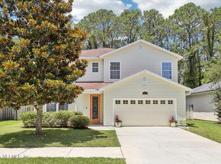 864 Collinswood Dr W, Jacksonville, FL 32225