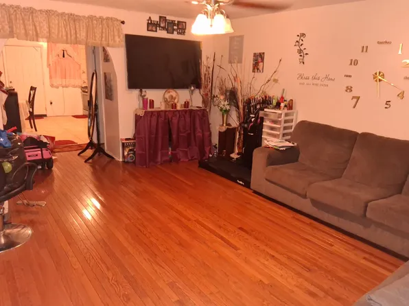 650 Williams Avenue image 32 of 41