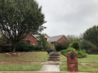 1701 White Cap Ct, Desoto, TX 75115