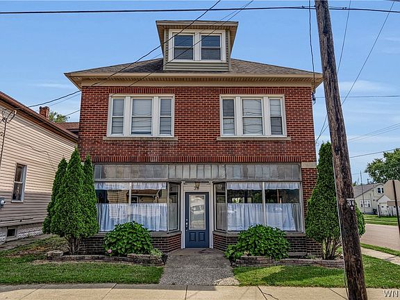 2nd image of 39 Laverack Ave