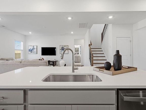 4th image of 200 Seagraves Creek Ln