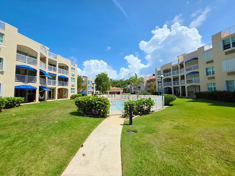 Islabela Beach Resort Apt 108 Bo Bajuras — Photo 15