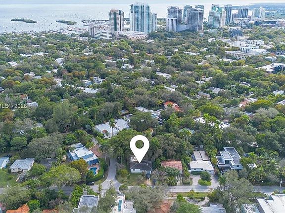 3rd image of 2500 Overbrook St