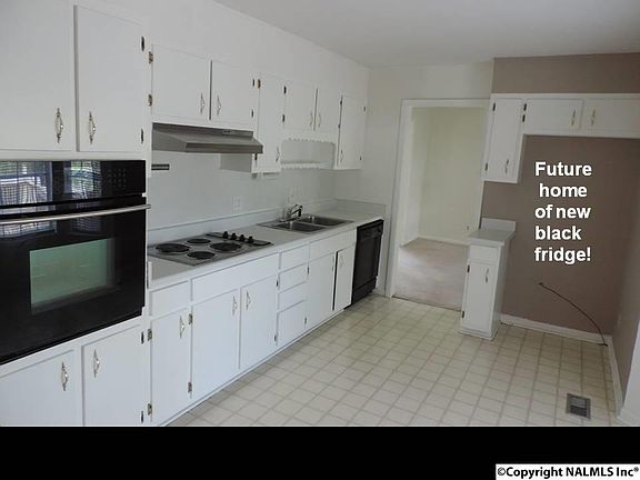 5th image of 407 Cumberland Dr SE