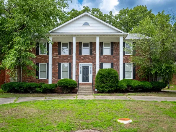 905 Loyola Dr, Little Rock, AR 72211
