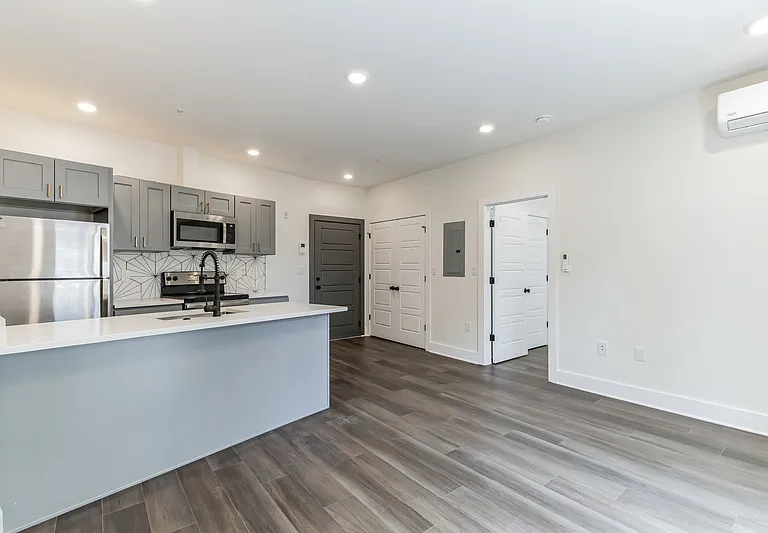 7620 Ridge Ave #2 — Photo 9