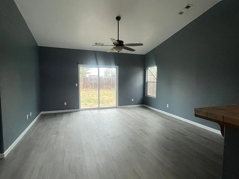 30743 Cottontail St — Photo 4