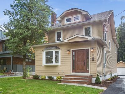 105 Willowdale Ave, Montclair, NJ, 07042
