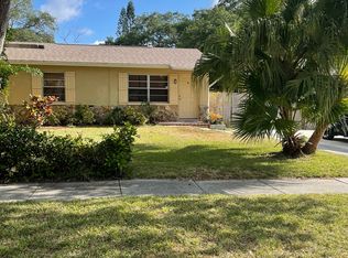 720 5th Ave NE APT B, Largo, FL 33770