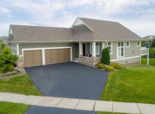 15867 Cobblestone Lake Pkwy, Apple Valley, MN 55124