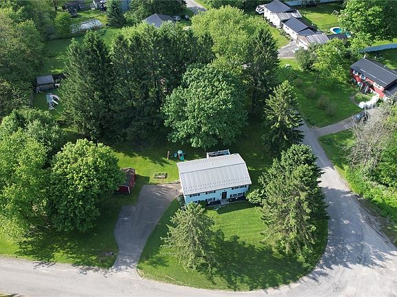 5th image of 6248 Country Ln