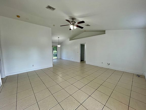 5th image of 4002 14th St W