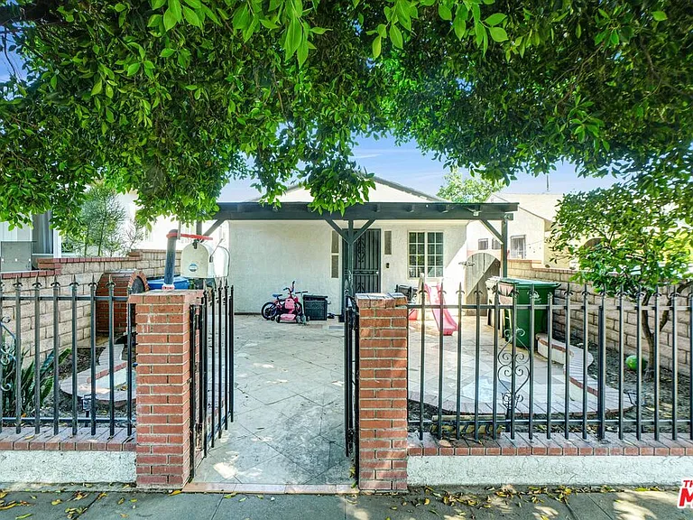 13110 Pinney St — Photo 2