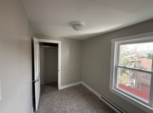 220 E Willow St, Plymouth, PA 18651