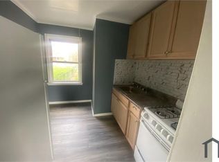 3507 6th St #B, Brooklyn, MD 21225