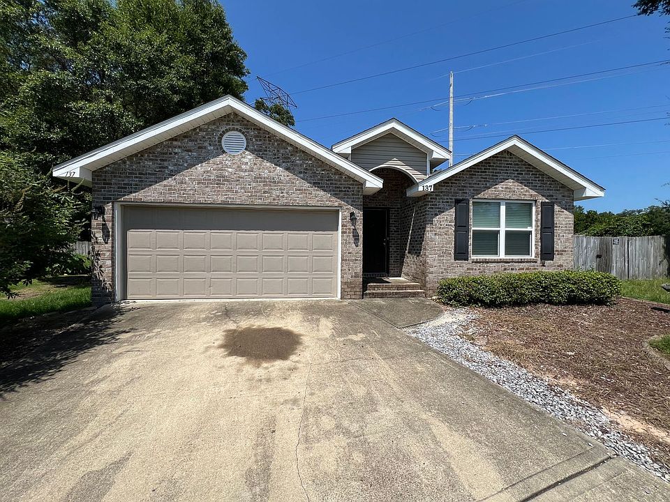 1st image of 137 Creekview Dr