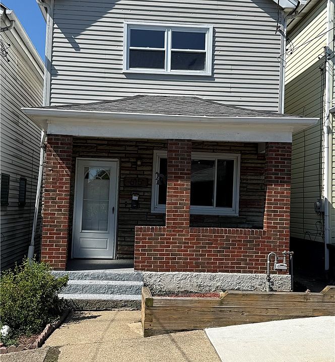 1st image of 615 9th St