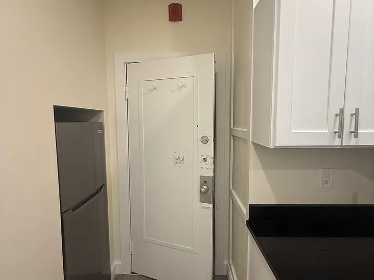 13 Haviland St #1 — Photo 5