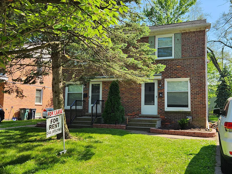 1511 W Farnum Ave