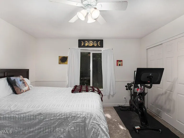 540 N May St #2081 — Photo 17