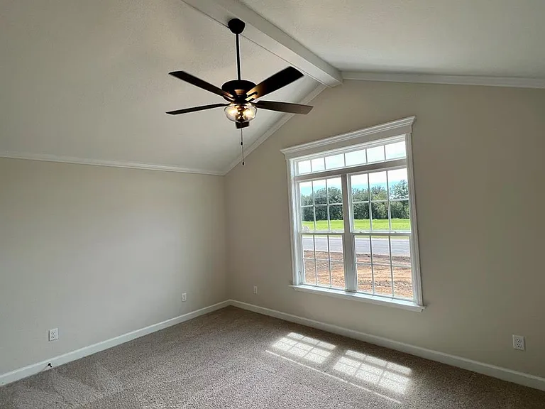 4024 Landings Cir — Photo 11
