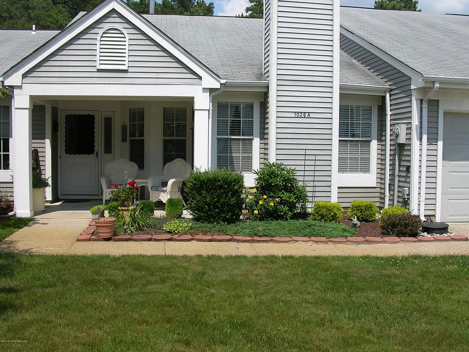 1st image of 1026 Thornbury Lane #A