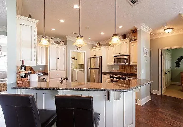 612 Barnside Ln — Photo 18